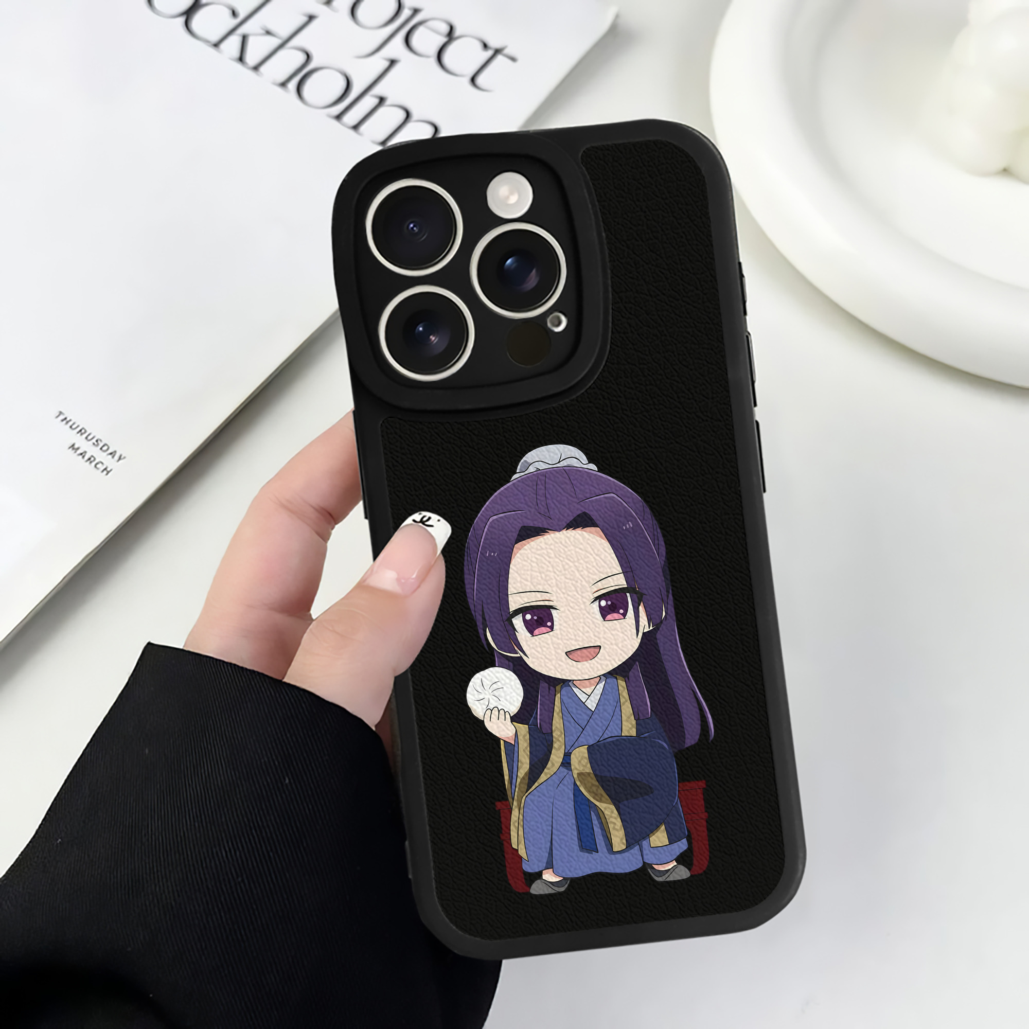 薬屋のひとりごと The Apothecary Diaries 【iPhone 16シリーズ対応】シリコンスマホケース（レザー調） 材質：シリコン